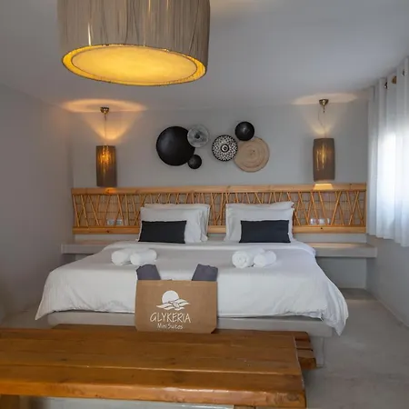 Appart hôtel Glykeria Mini Perivolos (Santorini)