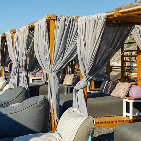 Glykeria Mini 3* Perivolos (Santorini)